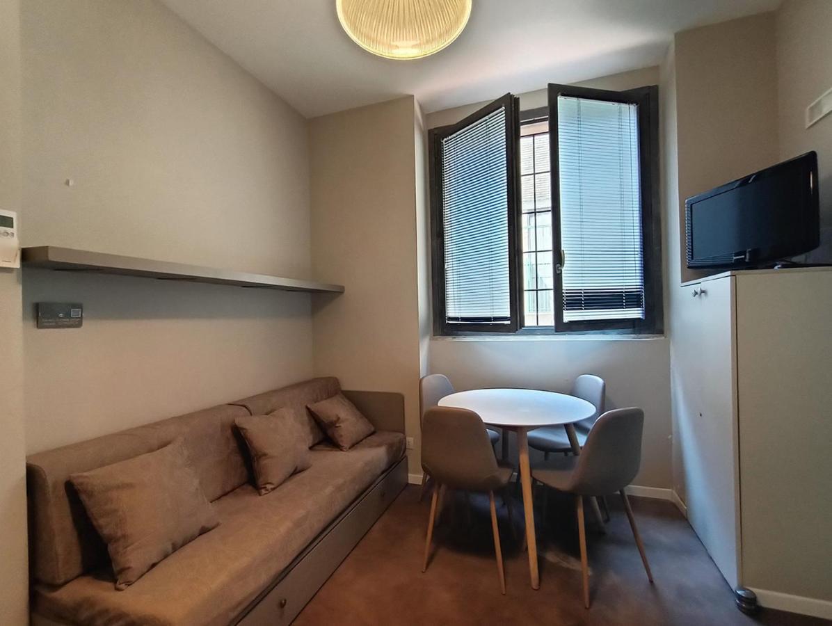 Appartement Game House In The Center à Milan Extérieur photo
