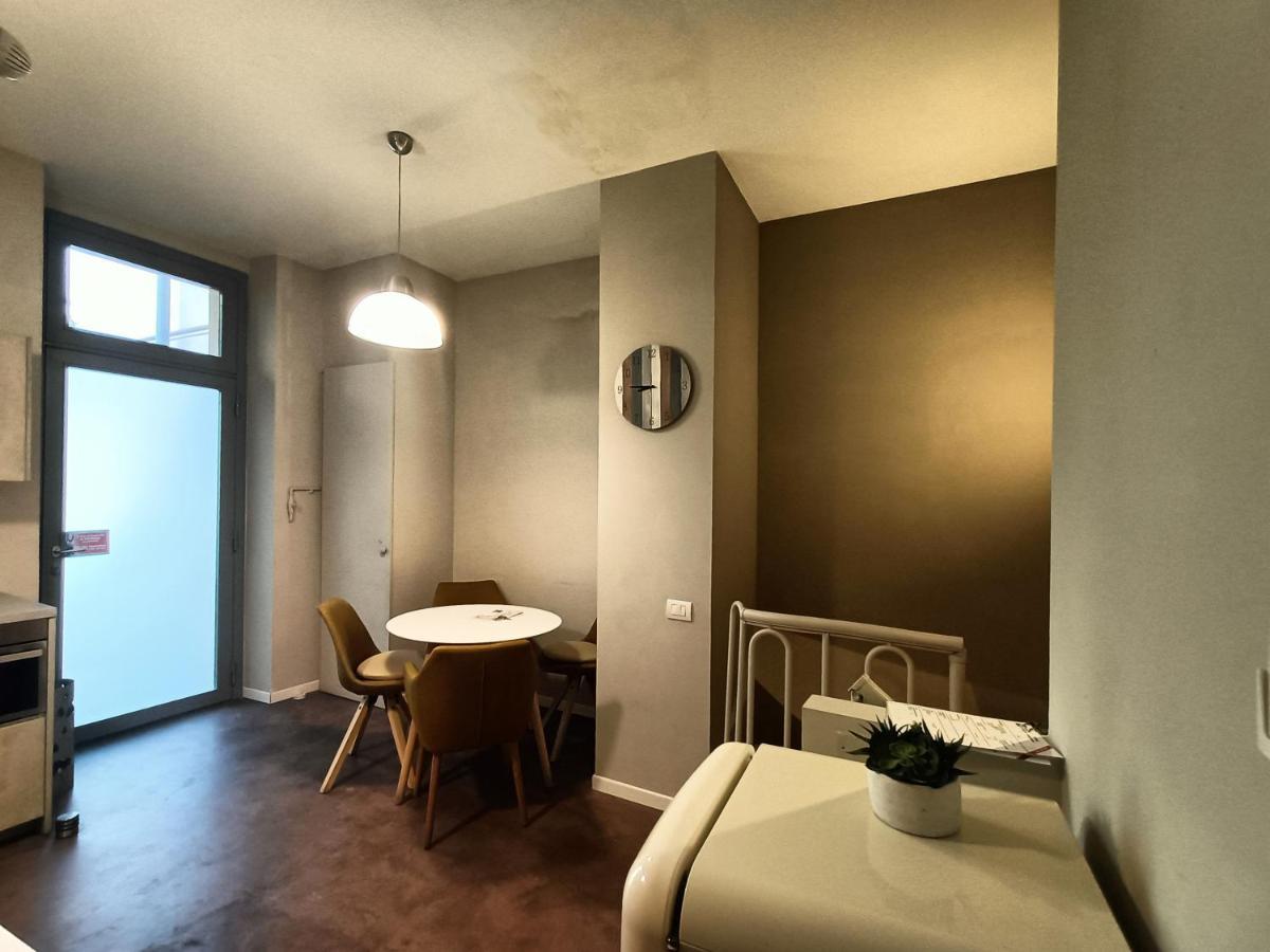 Appartement Game House In The Center à Milan Extérieur photo